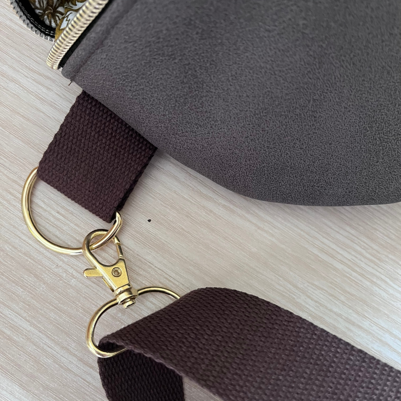 sac banane demi lune taupe